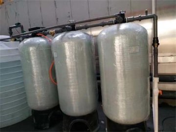 3吨反渗透纯水机的现场安装完毕